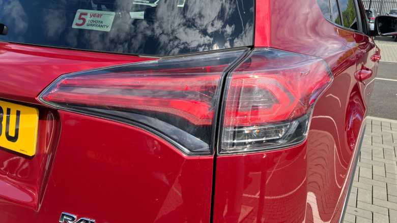 Toyota RAV4 2.5 VVT-i Hybrid Icon Tech TSS 5dr CVT 2WD Hybrid Estate